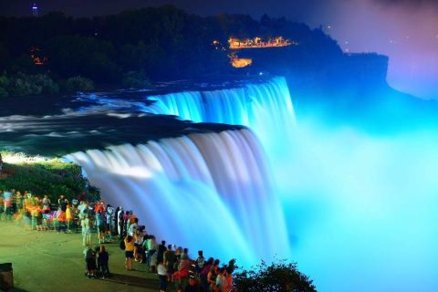Niagara Falls Day And Evening Tour (Small Group. Includes Boat Cruise & Wine Tasting)